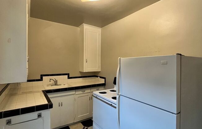 Studio, 1 bath, $1,195, Unit 205