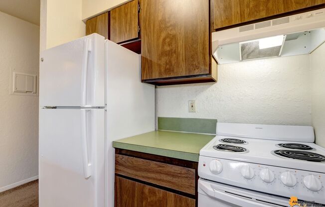 Studio, 1 bath, $995, Unit 211