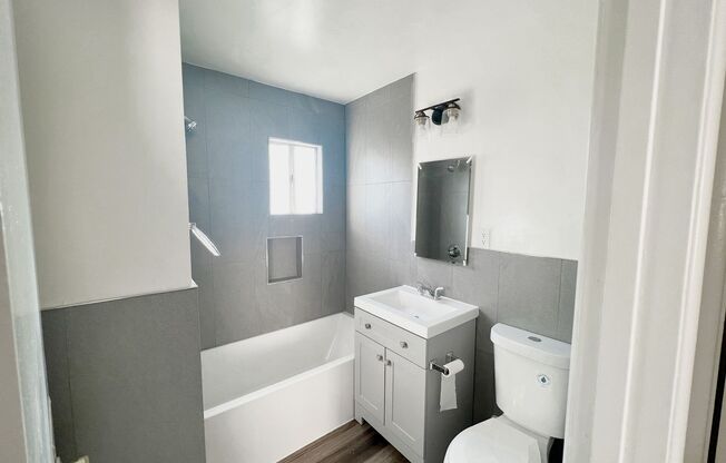 36-42 S. Parkwood Ave.