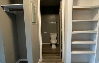 Studio, 1 bath, $800, Unit 53