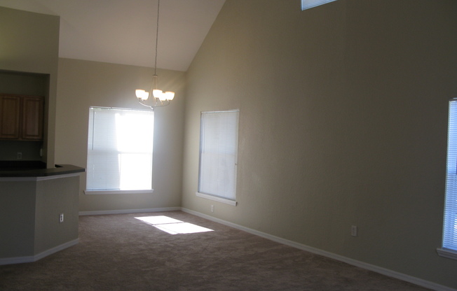 2 beds, 2 baths, $1,695