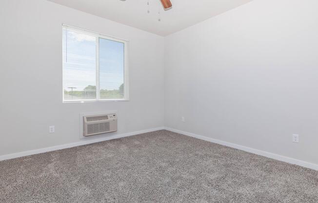 1 bed, 1 bath, 810 sqft, $1,215