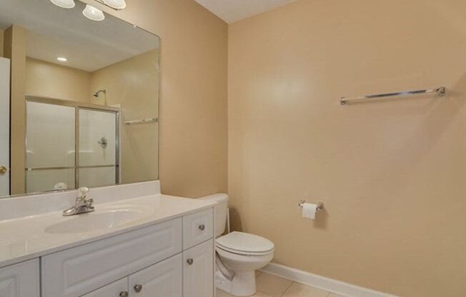 5 bedroom, 3.5 bathroom home with pool in Evans, GA