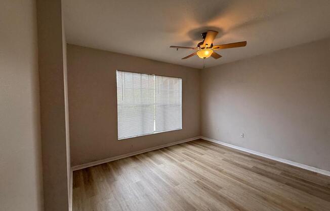 5506 Metrowest Blvd Apt. 201