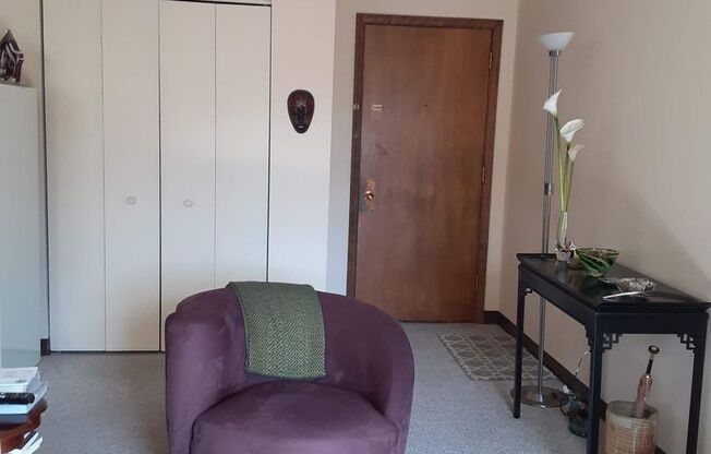 1233 Marshall / 1222-36 Cass