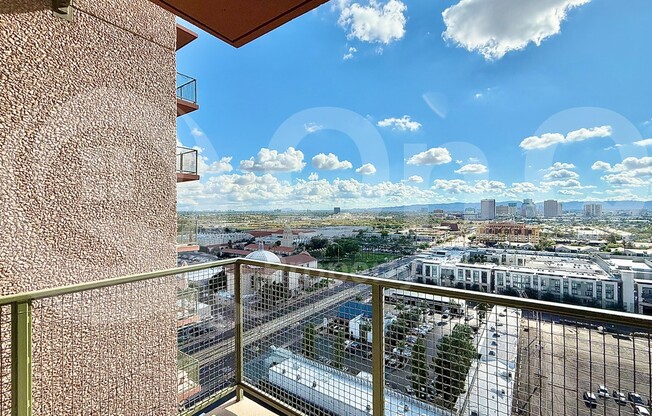 1 bed, 1 bath, 602 sqft, $2,000, Unit 16E