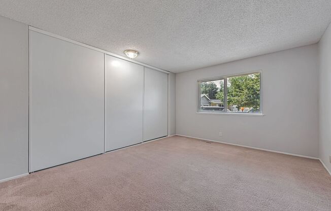 Vasona Court 625-627