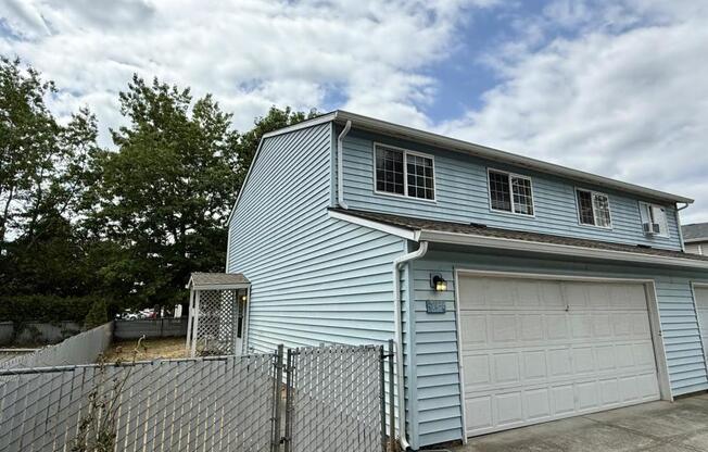 919 SE 153 AVE