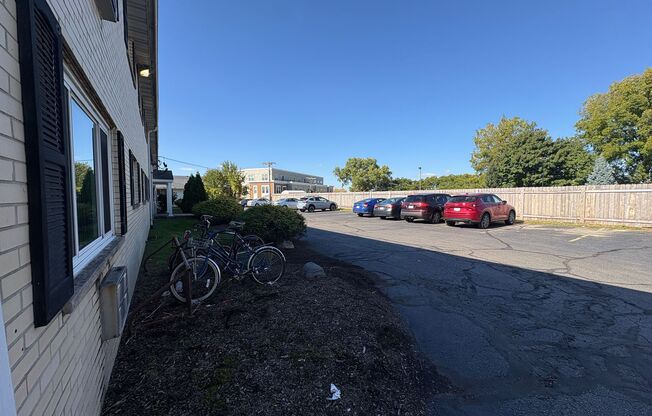 5022 Sheboygan Apartments