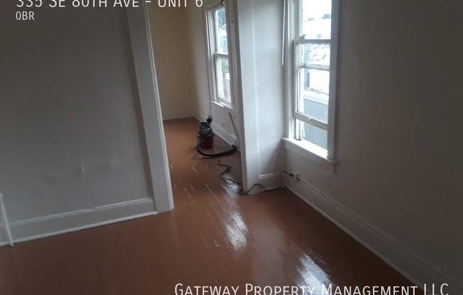 335 SE 80th Ave