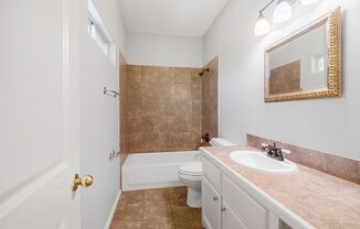 Spacious 4 Bedroom, 2.5 Bath Duplex in the Heart of West Campus - NOW Preleasing Spring/ Fall