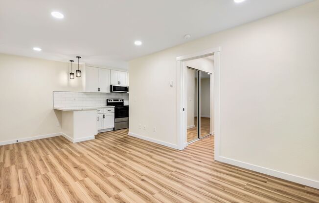 1 bed, 1 bath, 540 sqft, $1,415, Unit 1