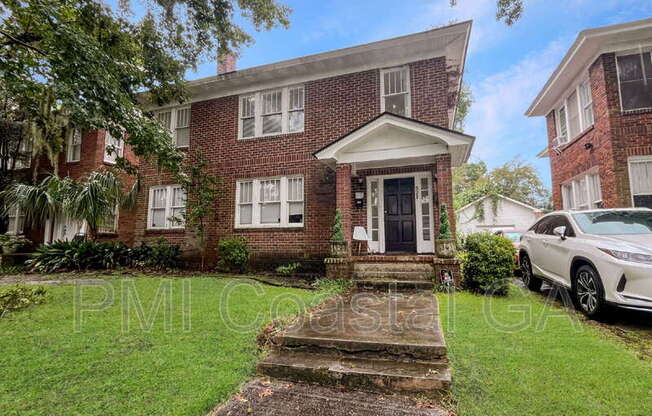 521 E 49 ST