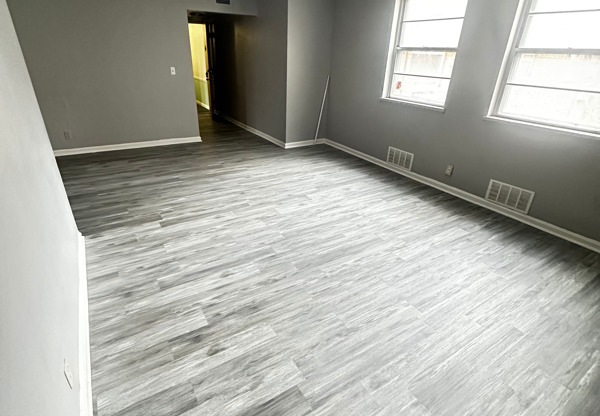 2812 E 130 ST