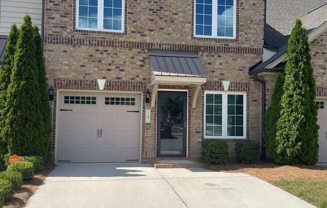 Updated Townhome Convenient to 68 & Southwest Middle and High School