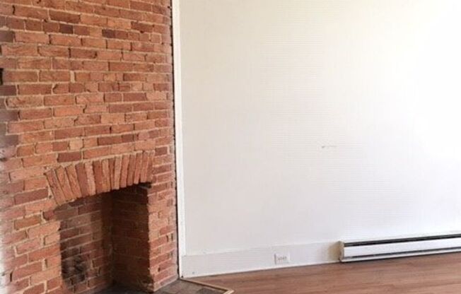 2 beds, 2 baths, 1,000 sqft, $1,699, Unit 50-2