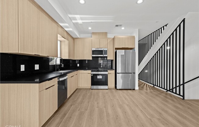 644 N BOYLE LOS ANGELES CSWY