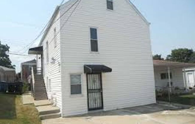 535 E 102nd St