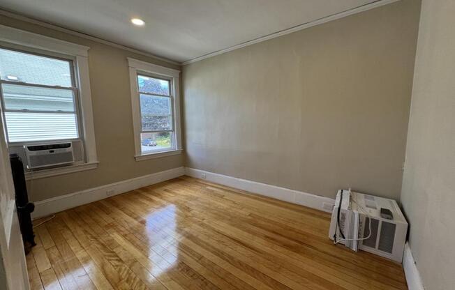 14 ELM ST