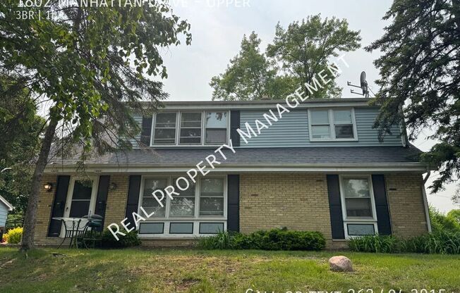 1802 MANHATTAN DR