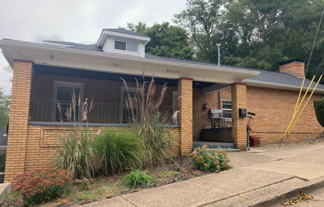1015 Rice Avenue (Full Service)