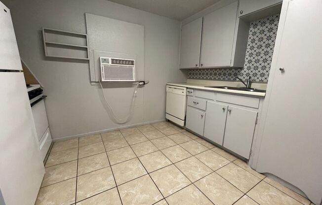 2216 30th - RUBS