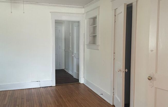 Studio, 1 bath, 625 sqft, $850, Unit 2014CHE-D