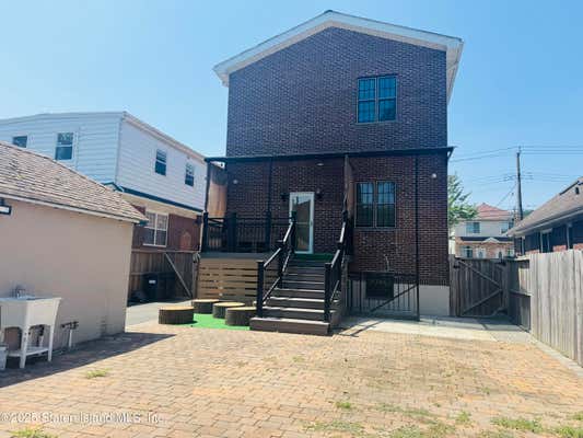 633 BRITTON AVE
