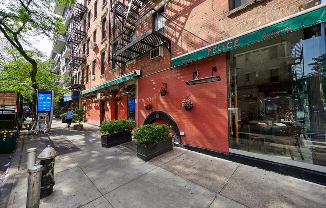 2 beds, 2 baths, 1,250 sqft, $6,500, Unit W7D
