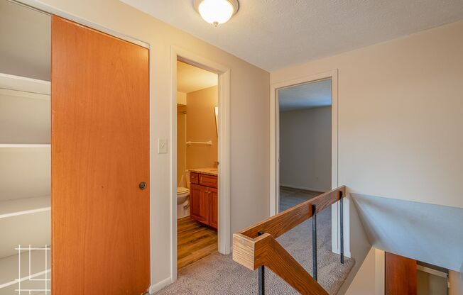 2 beds, 1.5 baths, $1,400, Unit 773 E Thurber Dr Apt. D