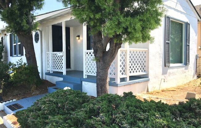 Great 2 Bed 1 Bath House with Garage in Richmond -- AVAILABLE NOW!!!