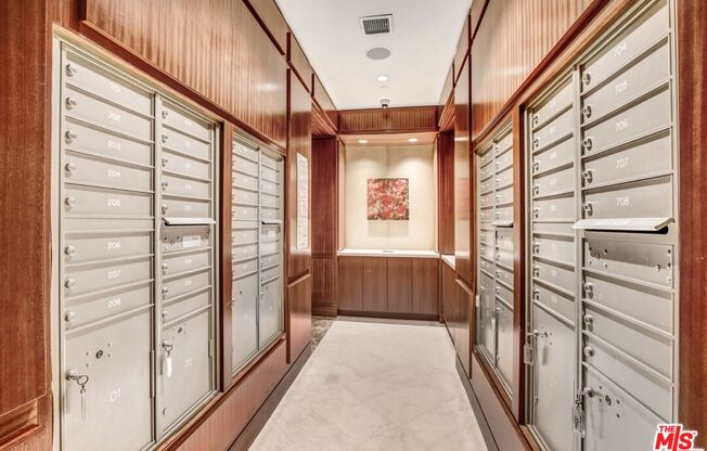 1 bed, 1.5 baths, 1,728 sqft, $7,295, Unit 201