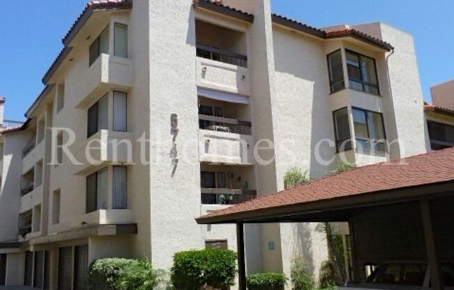 Mission Valley, 6747 Friars Road #132, All Appliances, AC, Fireplace, Community Pool, Spa and Fitness, Close to shopping and Fwy!