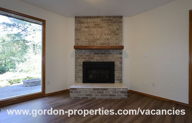 3 beds, 2.5 baths, $2,495