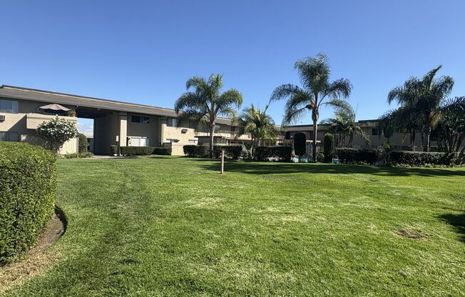 2 beds, 2 baths, 930 sqft, $2,500, Unit 22