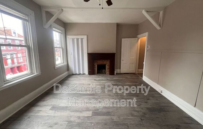 1815 LOCUST ST