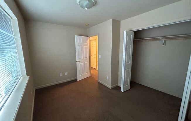 3 beds, 1.5 baths, $1,800, Unit 11