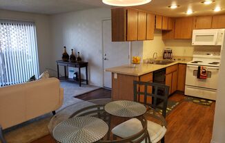 1 bed, 1 bath, 654 sqft, $1,004, Unit 0120