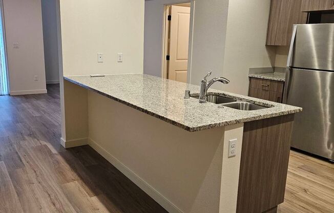 3 beds, 2.5 baths, 1,684 sqft, $2,549, Unit L17