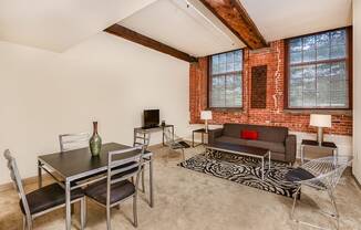Dining and living room | Bigelow Commons