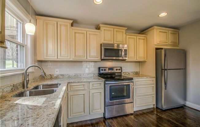 Stunning Renovated 1940s Home in Prime East Nashville Location!