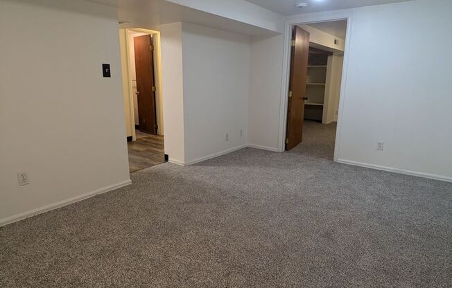 1 bed, 1 bath, $1,350, Unit UNIT B