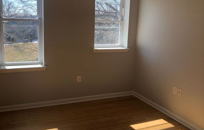 Approved 2 or 3 Bedroom Voucher 1.5 Bathroom