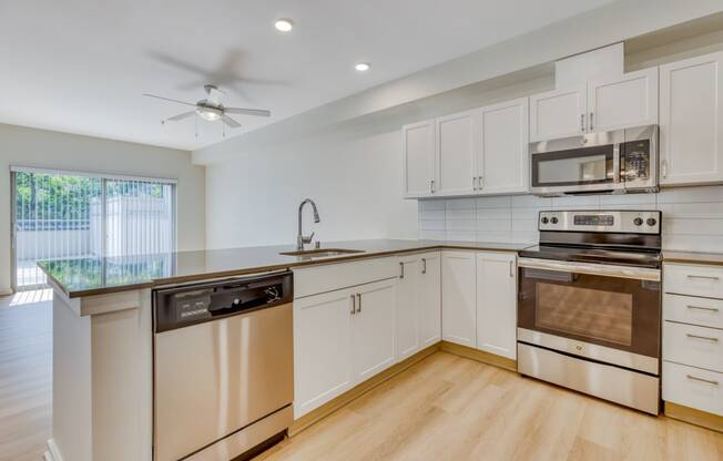 Fully Equipped Kitchen at Tera Apartments, 98033, WA