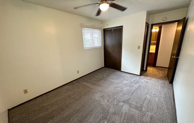 2 beds, 1 bath, $845