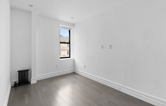 2 beds, 2 baths, $6,995, Unit 3A