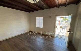 2 beds, 1 bath, 644 sqft, $925