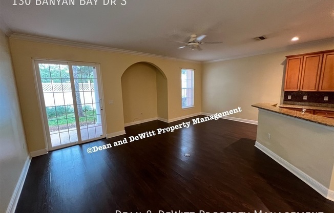 130 BANYAN BAY DR S
