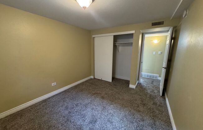 2 beds, 1 bath, 725 sqft, $1,375, Unit 1