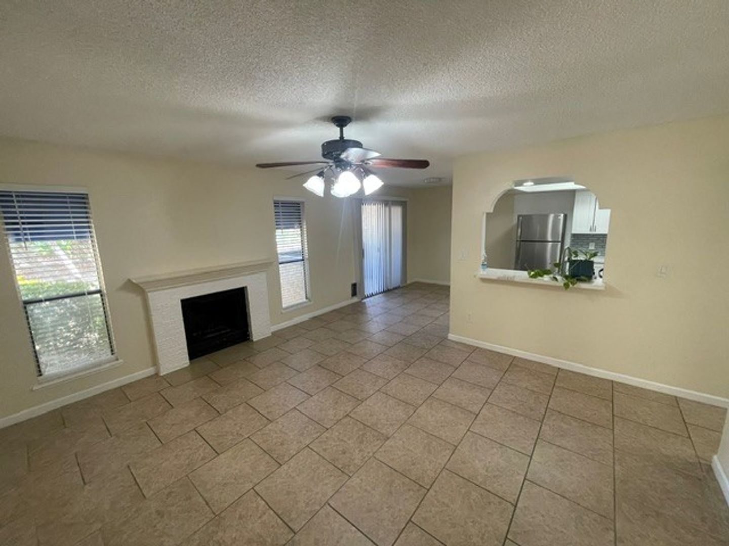 4720 Obannon Dr #B ! Newly Upgraded 2 Bed / 2 Bath !